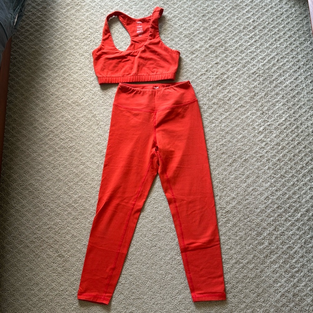 Mate organic cotton workout set size small